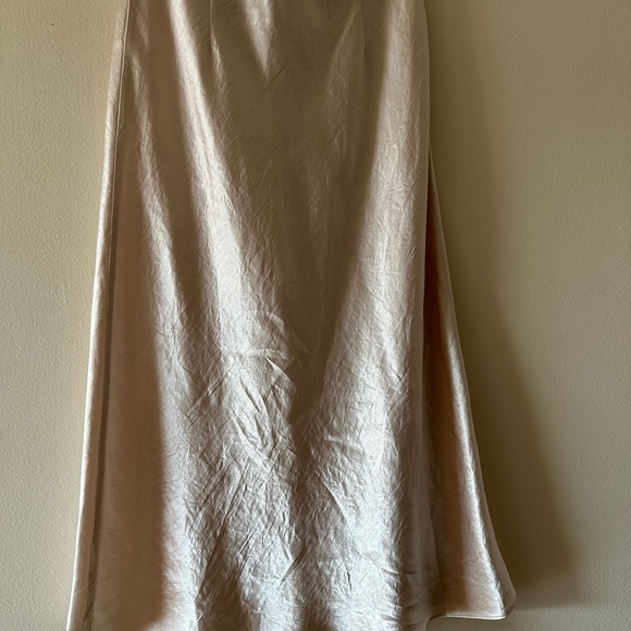 *SOLD* Slip Midi Skirt size 0 Babaton Aritzia - Picture 2 of 7